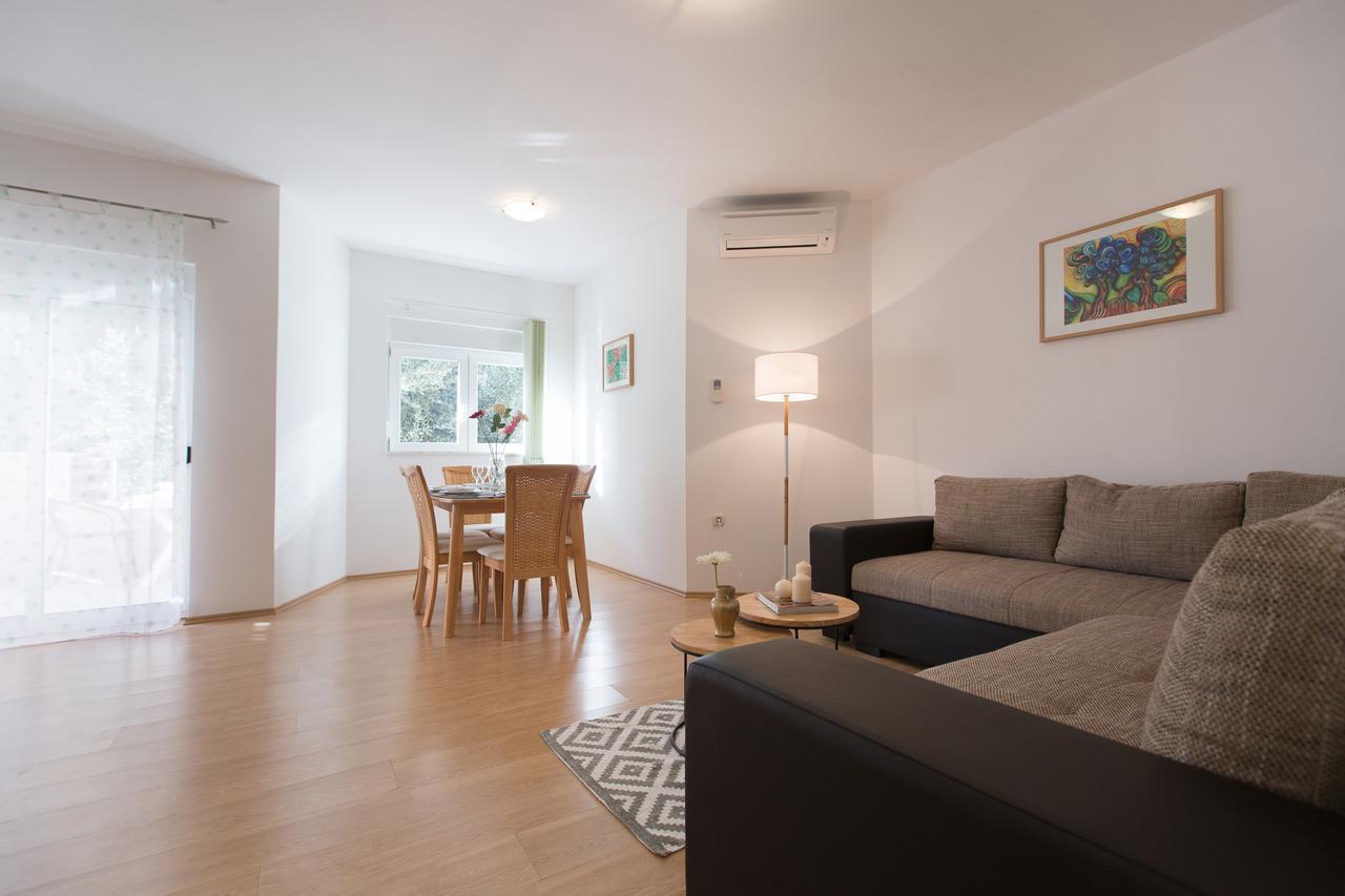 Maiv Residence - Family & Designer Suites Rogoznica  Εξωτερικό φωτογραφία
