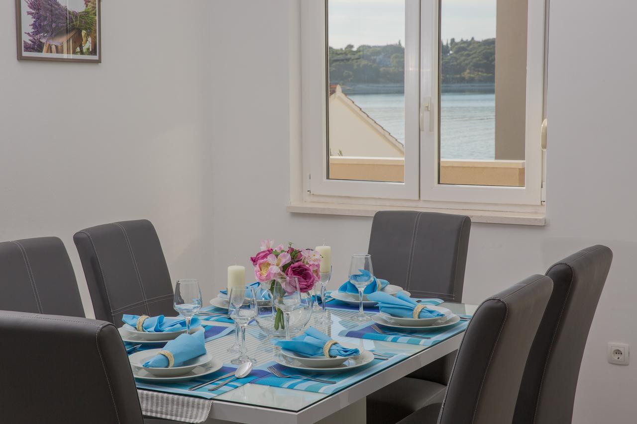 Maiv Residence - Family & Designer Suites Rogoznica  Εξωτερικό φωτογραφία