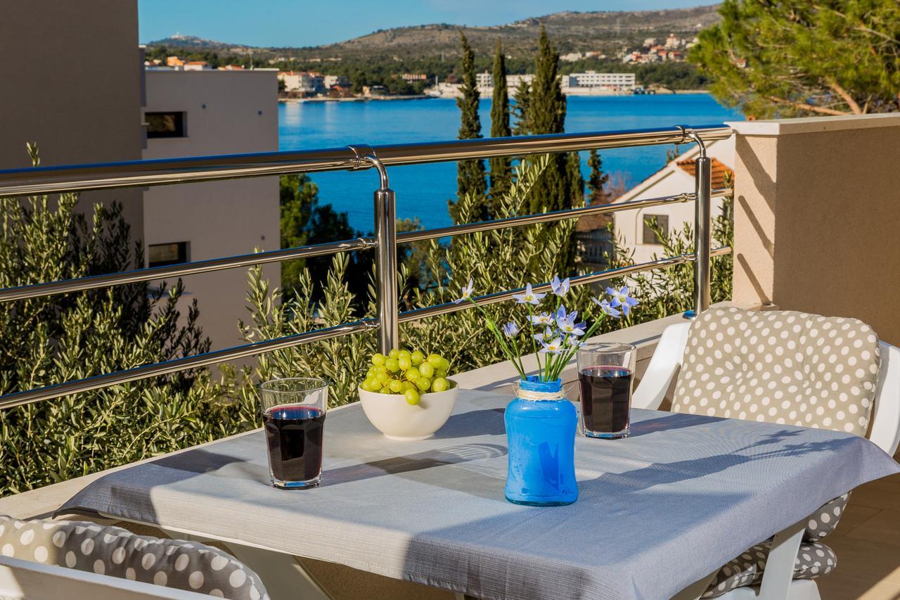 Maiv Residence - Family & Designer Suites Rogoznica  Εξωτερικό φωτογραφία