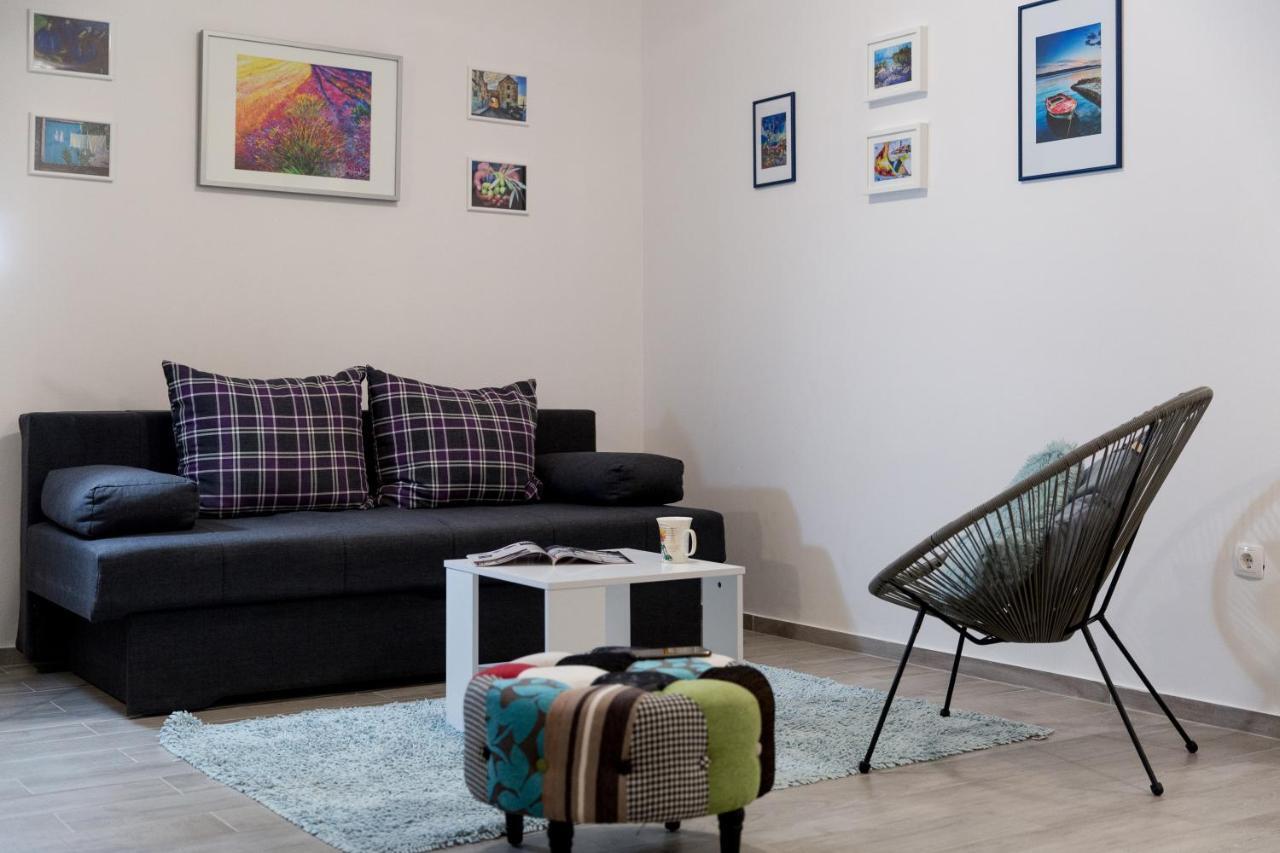 Maiv Residence - Family & Designer Suites Rogoznica  Δωμάτιο φωτογραφία